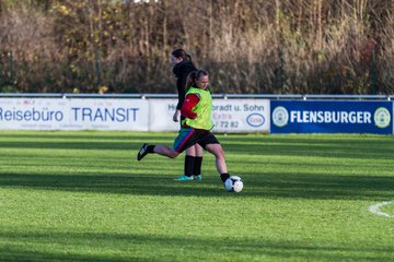 Bild 26 - Frauen SV Henstedt Ulzburg II - TSV Zarpen : Ergebnis: 0:2